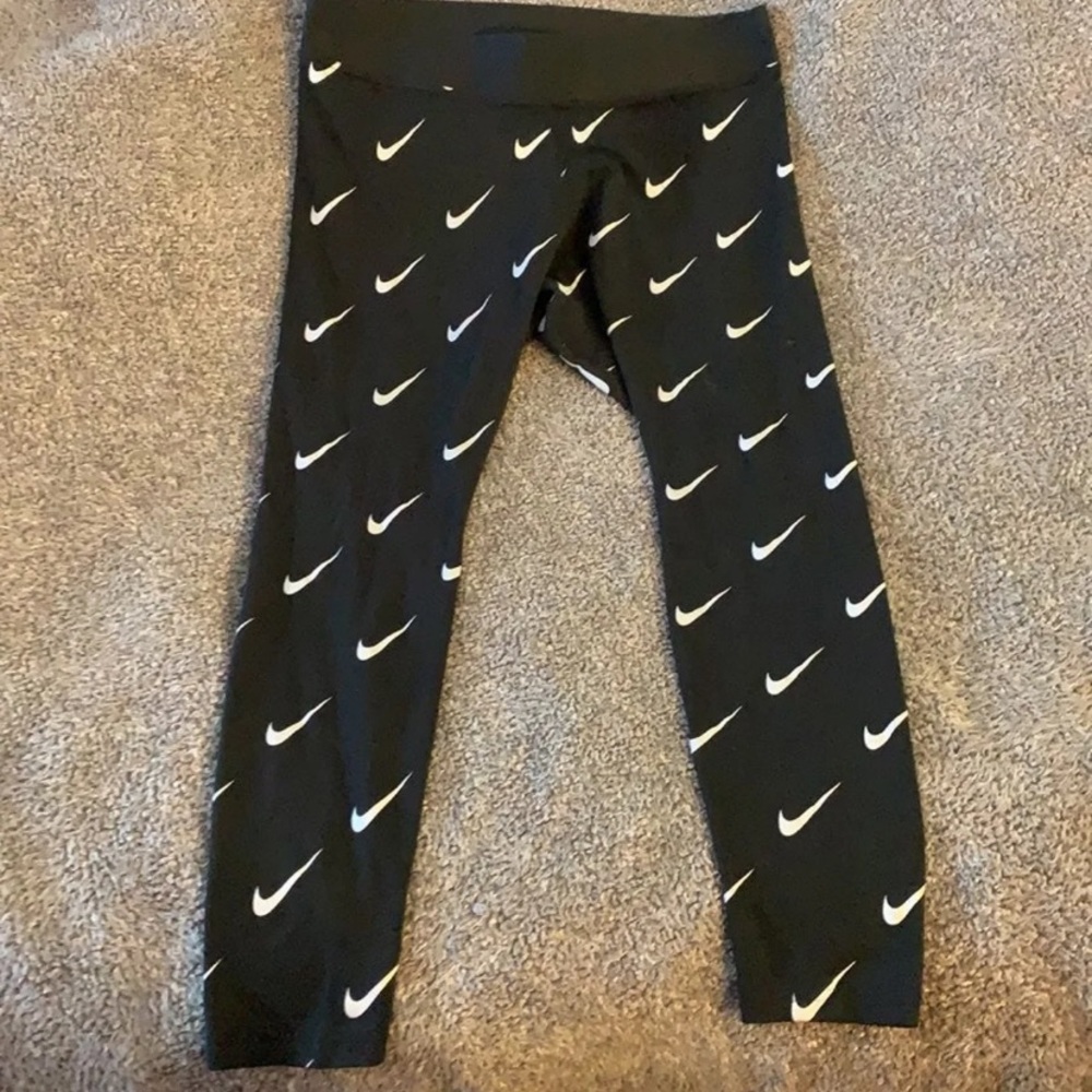 Nike leg a see leggings